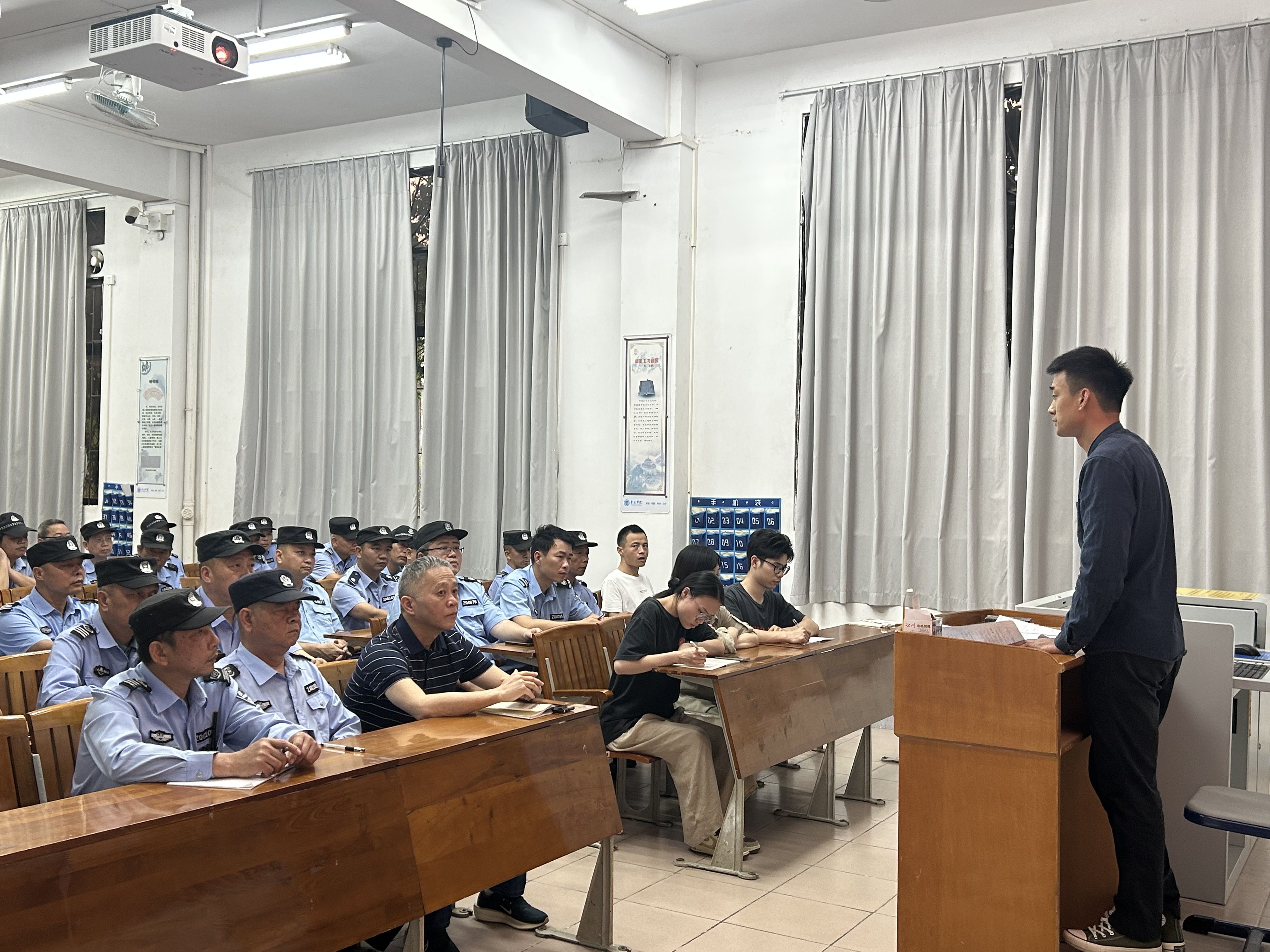 英国威廉集团官网